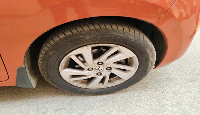 2016 Honda Jazz 1.2L I-VTEC V AT, Petrol, Automatic, 80,017 km, tyre