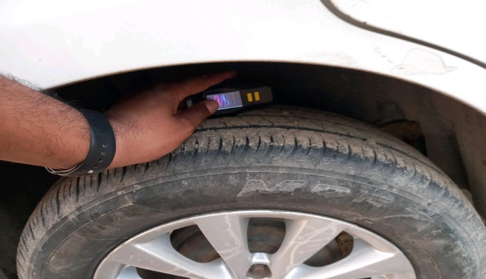 2014 Maruti Ertiga ZDI, Diesel, Manual, 1,77,214 km, tyre