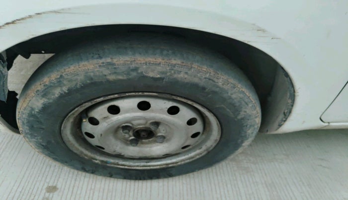 2016 Maruti Ritz LDI, Diesel, Manual, 90,698 km, tyre