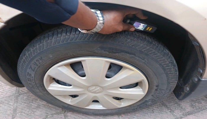 2011 Maruti Swift Dzire VXI, Petrol, Manual, 15,900 km, tyre