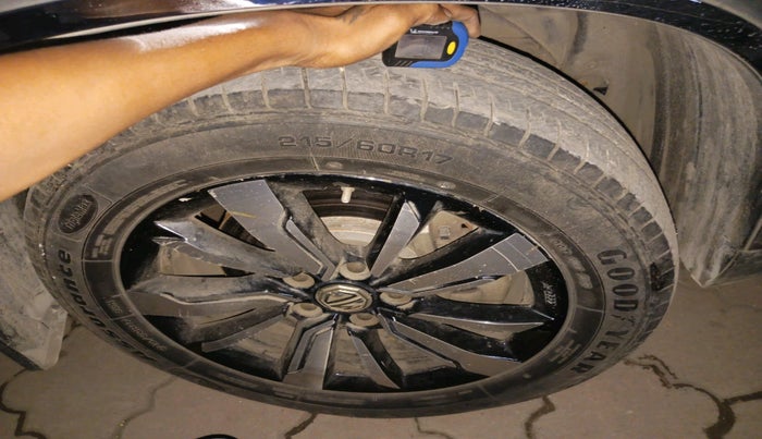 2020 MG HECTOR SMART 2.0 DIESEL, Diesel, Manual, 36,038 km, tyre