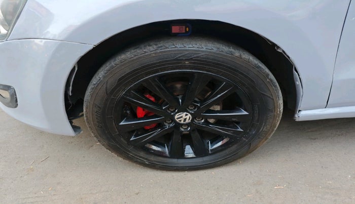 2013 Volkswagen Polo COMFORTLINE 1.2L PETROL, Petrol, Manual, 1,03,000 km, tyre