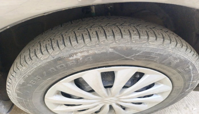 2019 Maruti Dzire VXI, Petrol, Manual, 66,337 km, tyre