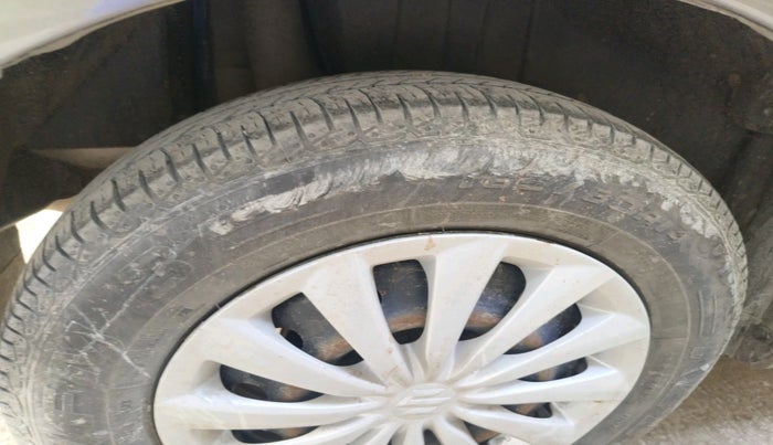 2019 Maruti Dzire VXI, Petrol, Manual, 66,337 km, tyre