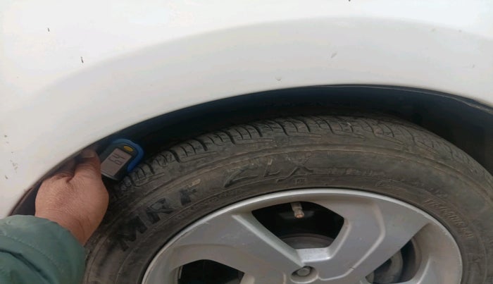 2016 Honda City 1.5L I-VTEC V MT, Petrol, Manual, 1,49,169 km, tyre