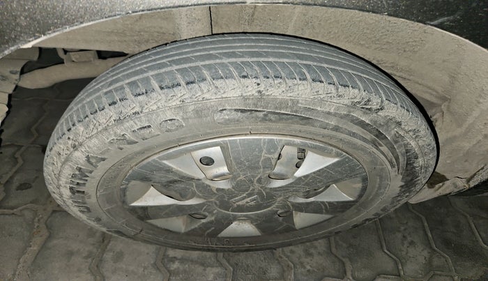 2021 Maruti New Wagon-R LXI CNG 1.0, Petrol, Manual, 1,10,663 km, tyre