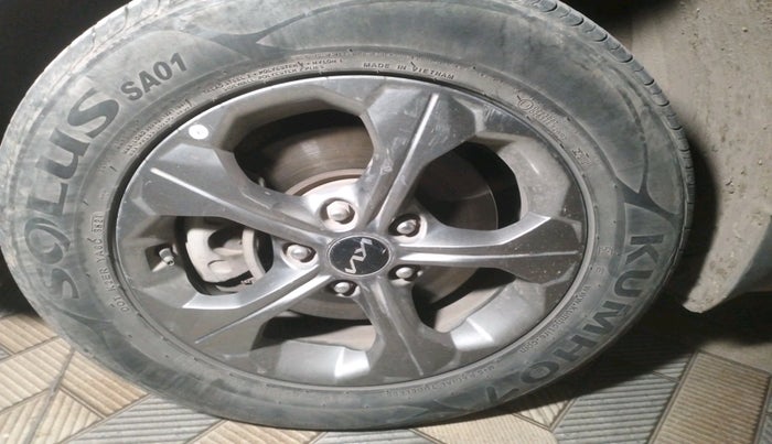 2022 KIA SELTOS HTK PLUS 1.5 IMT, Petrol, Manual, 62,000 km, tyre