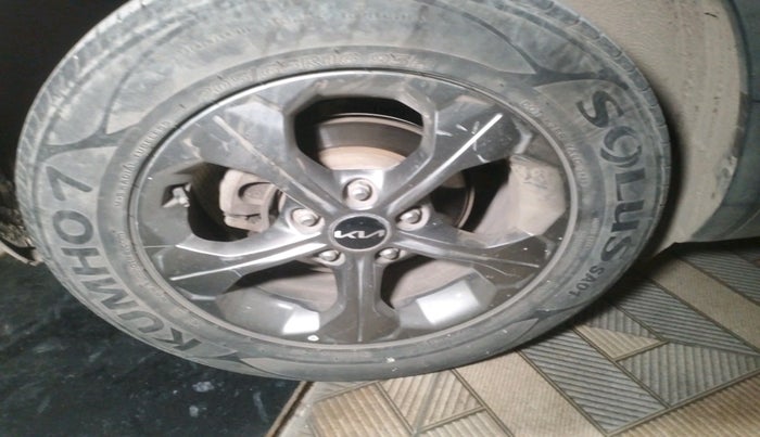 2022 KIA SELTOS HTK PLUS 1.5 IMT, Petrol, Manual, 62,000 km, tyre