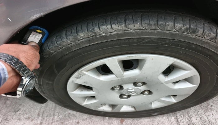 2012 Hyundai i20 MAGNA (O) 1.2, Petrol, Manual, 63,292 km, tyre