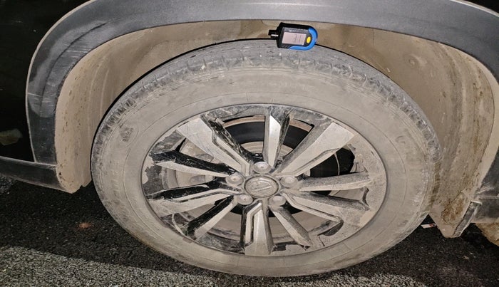 2020 MG HECTOR PLUS SHARP 1.5 PETROL TURBO DCT 6-STR, Petrol, Automatic, 32,118 km, tyre