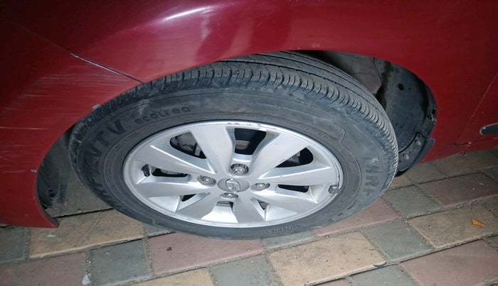 2014 Hyundai Xcent S AT 1.2 (O), Petrol, Automatic, 89,708 km, tyre