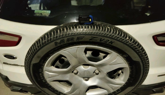 2017 Ford Ecosport AMBIENTE 1.5L DIESEL, Diesel, Manual, 1,50,113 km, tyre