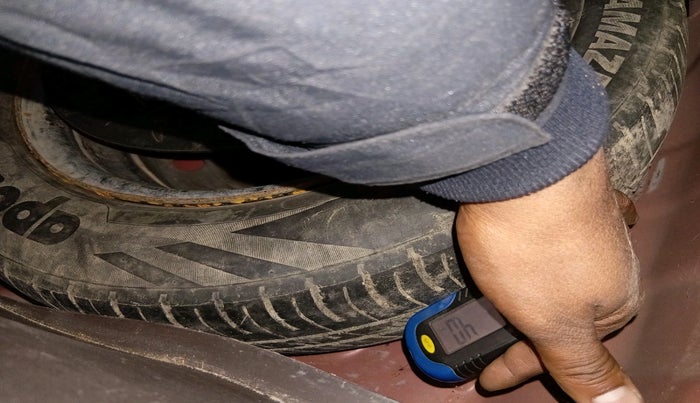 2010 Hyundai i10 MAGNA 1.1, Petrol, Manual, 41,207 km, tyre