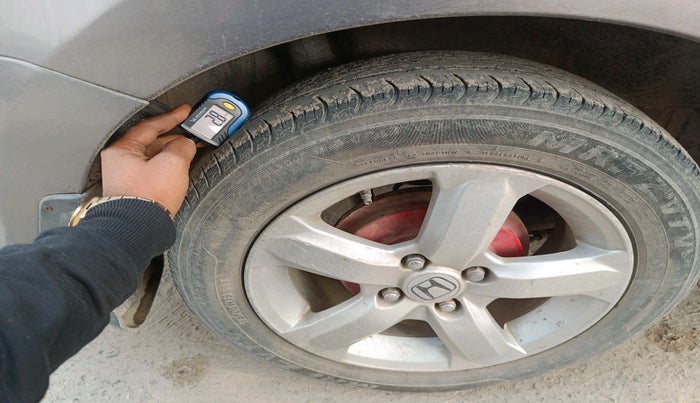 2012 Honda City 1.5L I-VTEC S MT, Petrol, Manual, 1,14,850 km, tyre