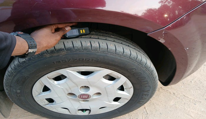 2014 Fiat Grand Punto DYNAMIC 1.3, Diesel, Manual, 1,23,222 km, tyre