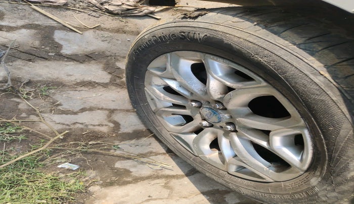 2015 Ford Ecosport TITANIUM 1.5L DIESEL, Diesel, Manual, 99,951 km, tyre