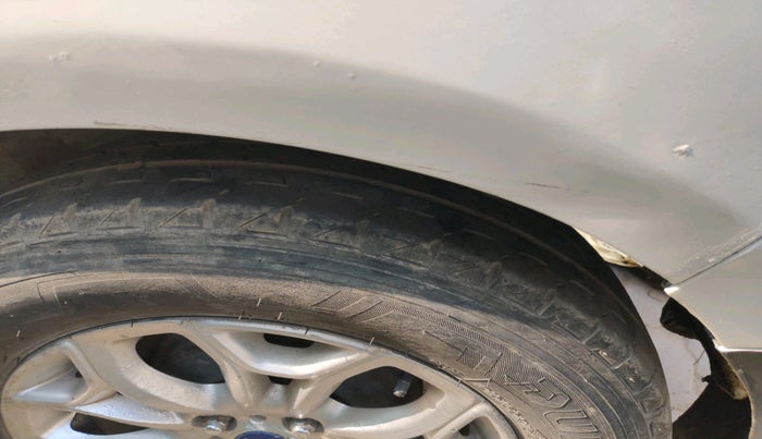 2015 Ford Ecosport TITANIUM 1.5L DIESEL, Diesel, Manual, 99,951 km, tyre