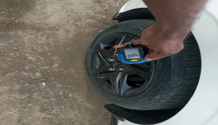 2022 Hyundai NEW I20 Sportz 1.2 IVT, Petrol, Automatic, 35,560 km, tyre