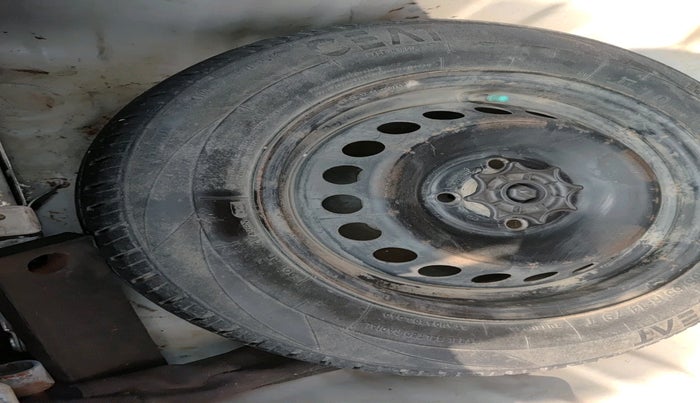 2017 Hyundai Grand i10 SPORTZ (O) 1.2 KAPPA VTVT, Petrol, Manual, 35,592 km, tyre