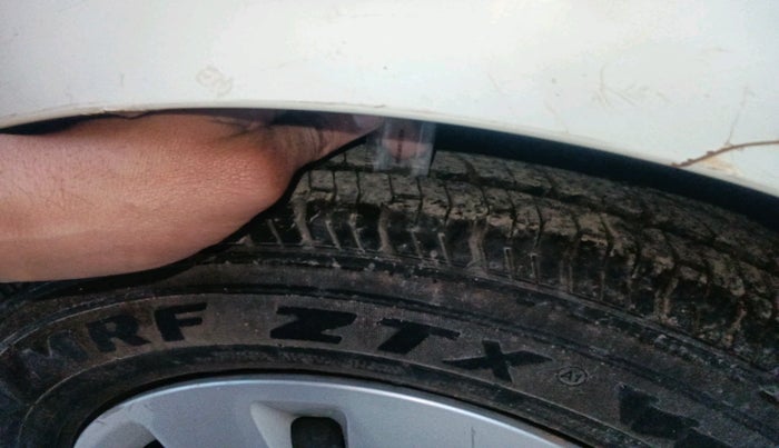 2010 Hyundai i10 SPORTZ 1.2, Petrol, Manual, 62,952 km, tyre