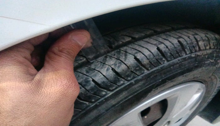 2010 Hyundai i10 SPORTZ 1.2, Petrol, Manual, 62,952 km, tyre