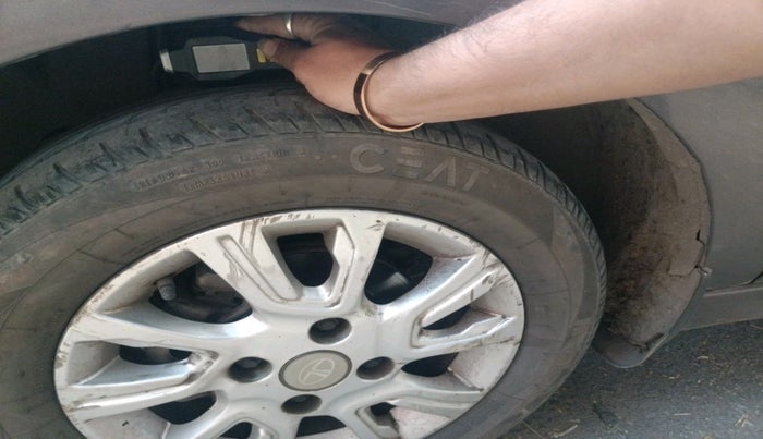 2018 Tata Tiago XZ PETROL, Petrol, Manual, 1,73,732 km, tyre