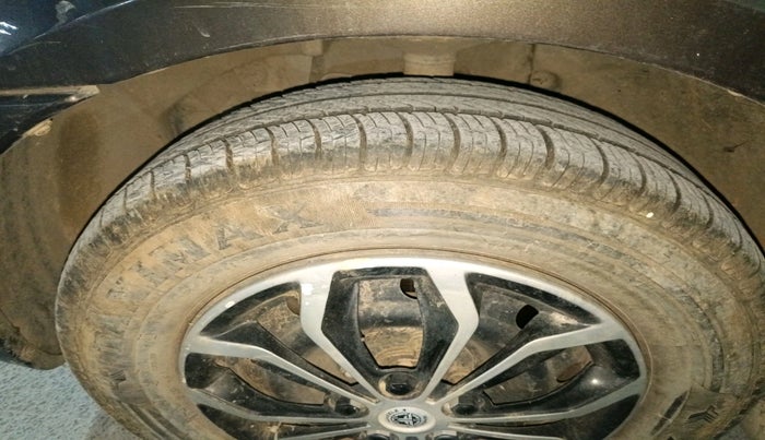 2011 Mahindra Verito 1.5 D4 BS III, Diesel, Manual, 1,45,175 km, tyre