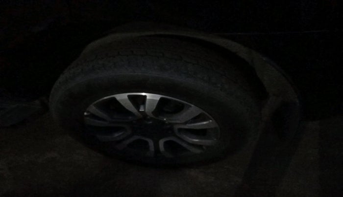 2020 Ford Endeavour TITANIUM PLUS 2.0 4X4 AT SUNROOF, Diesel, Automatic, 33,054 km, tyre