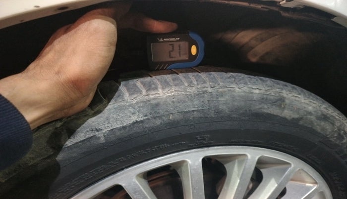 2015 Tata Zest XT PETROL, Petrol, Manual, 1,12,591 km, tyre