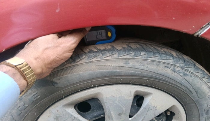 2011 Hyundai i10 MAGNA 1.1, Petrol, Manual, 94,333 km, tyre