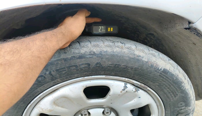 2014 Renault Duster 85 PS RXL DIESEL, Diesel, Manual, 67,136 km, tyre