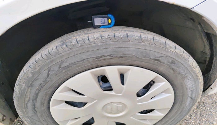 2014 Maruti Swift LXI, Petrol, Manual, 96,050 km, tyre