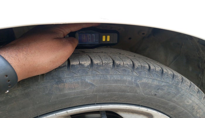 2016 Honda City 1.5L I-VTEC VX, Petrol, Manual, 1,08,452 km, tyre