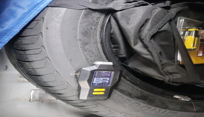 2023 Tata NEXON PURE 1.2 PETROL, Petrol, Manual, 20,033 km, tyre