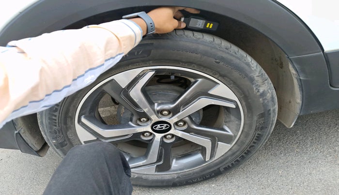 2019 Hyundai Creta SX AT 1.6 PETROL, Petrol, Automatic, 1,72,595 km, tyre