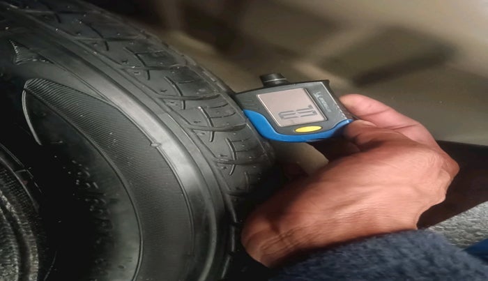 2016 Maruti Ciaz VDI+ SHVS, Diesel, Manual, 1,17,585 km, tyre