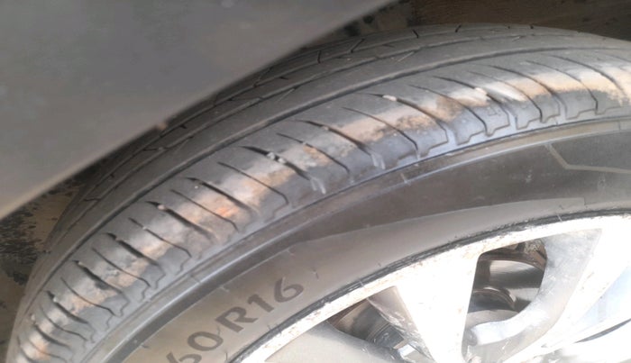 2021 Nissan MAGNITE XE, Petrol, Manual, 68,243 km, tyre