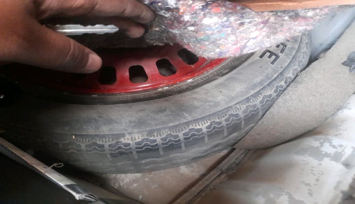 2021 Nissan MAGNITE XE, Petrol, Manual, 68,243 km, tyre