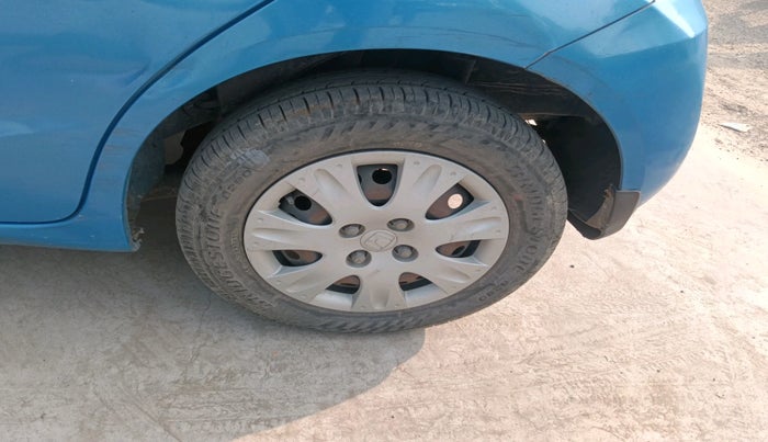 2013 Honda Brio S MT, Petrol, Manual, 58,810 km, tyre