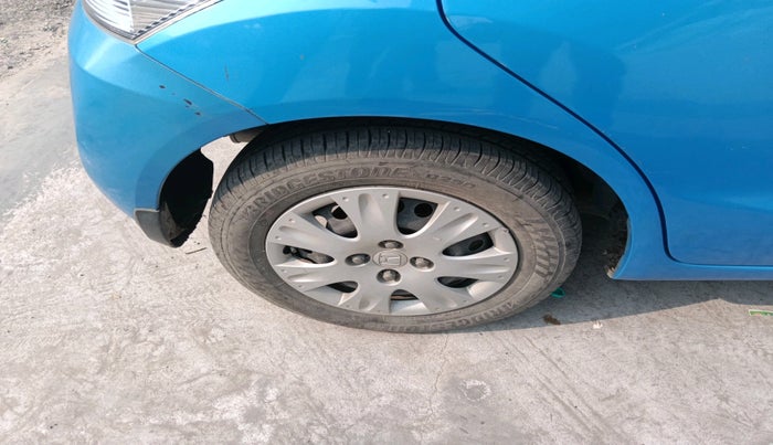 2013 Honda Brio S MT, Petrol, Manual, 58,810 km, tyre