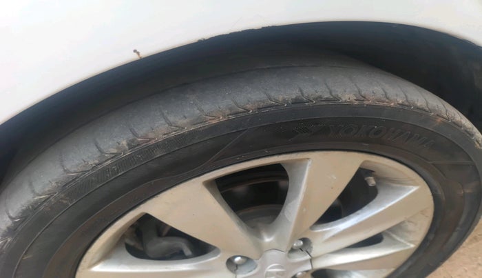 2015 Hyundai Verna FLUIDIC 1.6 CRDI S 4S, Diesel, Manual, 1,15,151 km, tyre