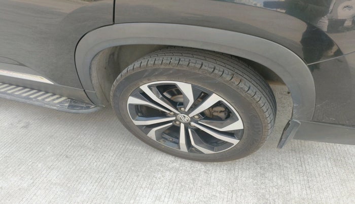 2024 MG HECTOR SHARP PRO 2.0 TURBO DIESEL, Diesel, Manual, 74,867 km, tyre