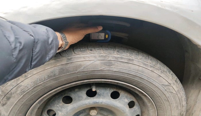 2011 Maruti Swift VXI, Petrol, Manual, 63,324 km, tyre