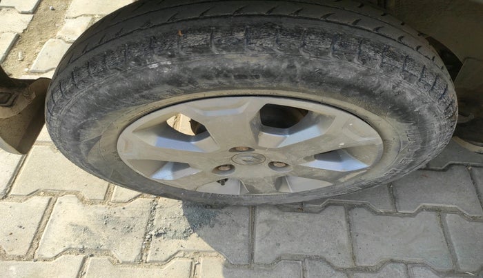 2018 Renault Kwid CLIMBER 1.0, Petrol, Manual, 61,881 km, tyre