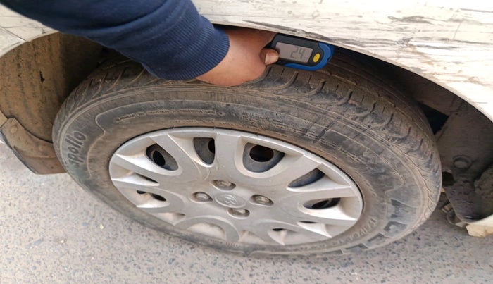 2011 Hyundai i20 MAGNA 1.2, Petrol, Manual, 42,678 km, tyre