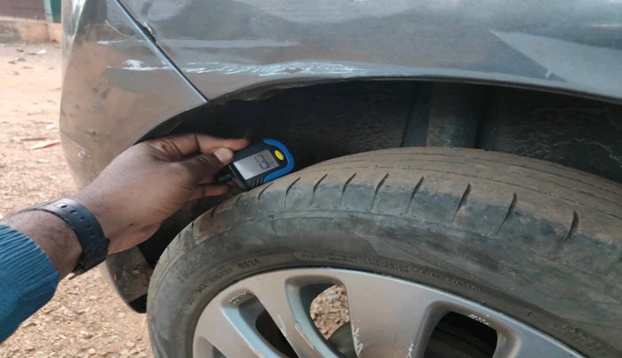 2016 Maruti Baleno ALPHA DIESEL 1.3, Diesel, Manual, 2,15,834 km, tyre