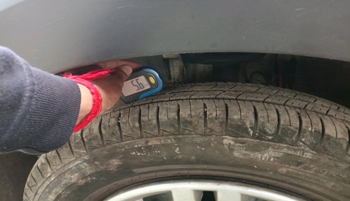 2024 Renault TRIBER RXE MT, Petrol, Manual, 5,317 km, tyre