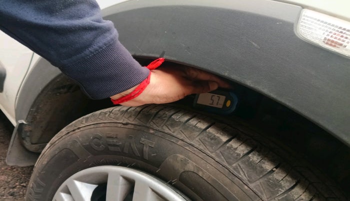 2024 Renault TRIBER RXE MT, Petrol, Manual, 5,317 km, tyre