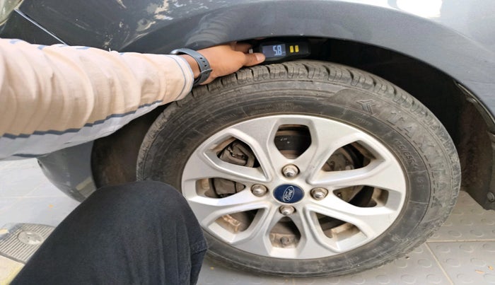 2018 Ford Figo Aspire TITANIUM 1.2 PETROL, Petrol, Manual, 94,437 km, tyre