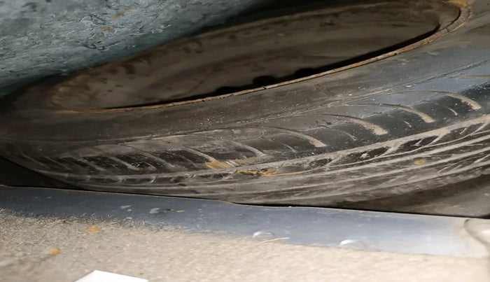 2018 Ford Figo Aspire TITANIUM 1.2 PETROL, Petrol, Manual, 94,437 km, tyre